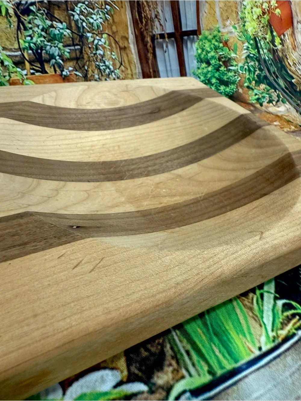 The Ulu Factory Alaska Birch & Walnut Stripe Chopping Bowl Board Hand Made
